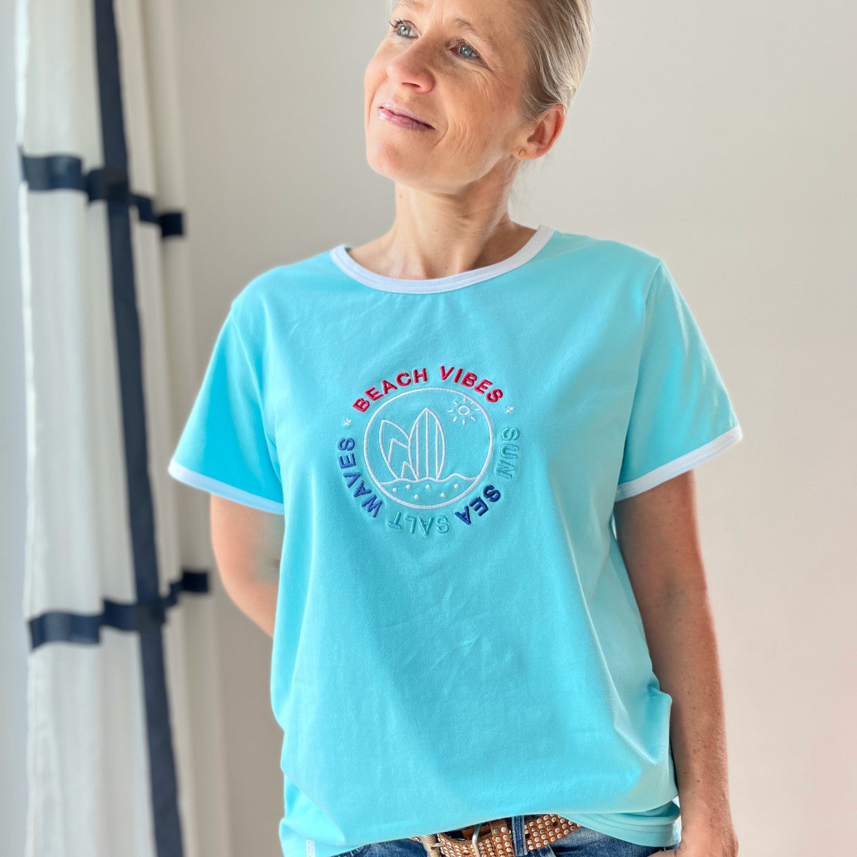 Zeezande T-Shirt für Damen aus Baumwolle Damenshirt mit Strand Meer Stick in Türkis Blau