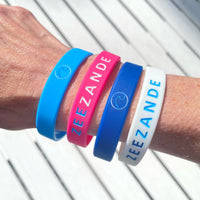 Zeezande® Set von 4 Wristies in hellblau, navy blau, pink und weiß